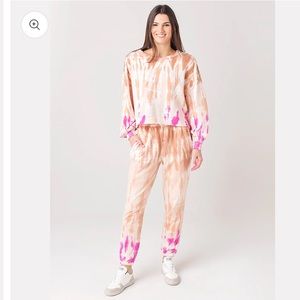 Like New Z Supply Set Tempest Sorbet Skies Tie-Dye Sweatshirt & Joggers
